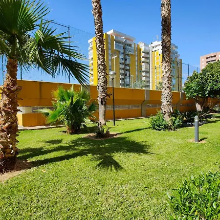 Global Properties, Con Piscina En Residencial Brezo Apartment *